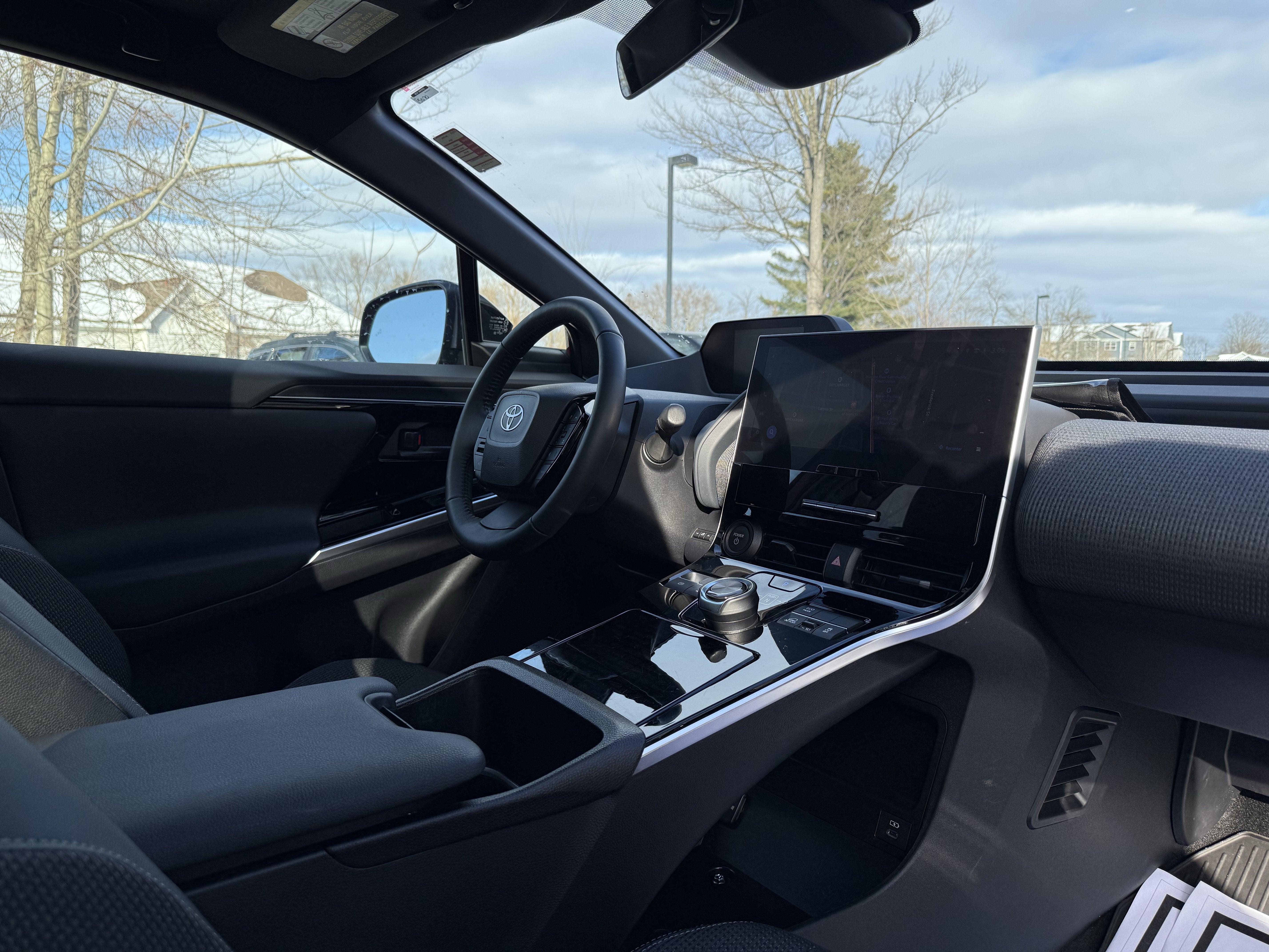 2024 Toyota bZ4X Base