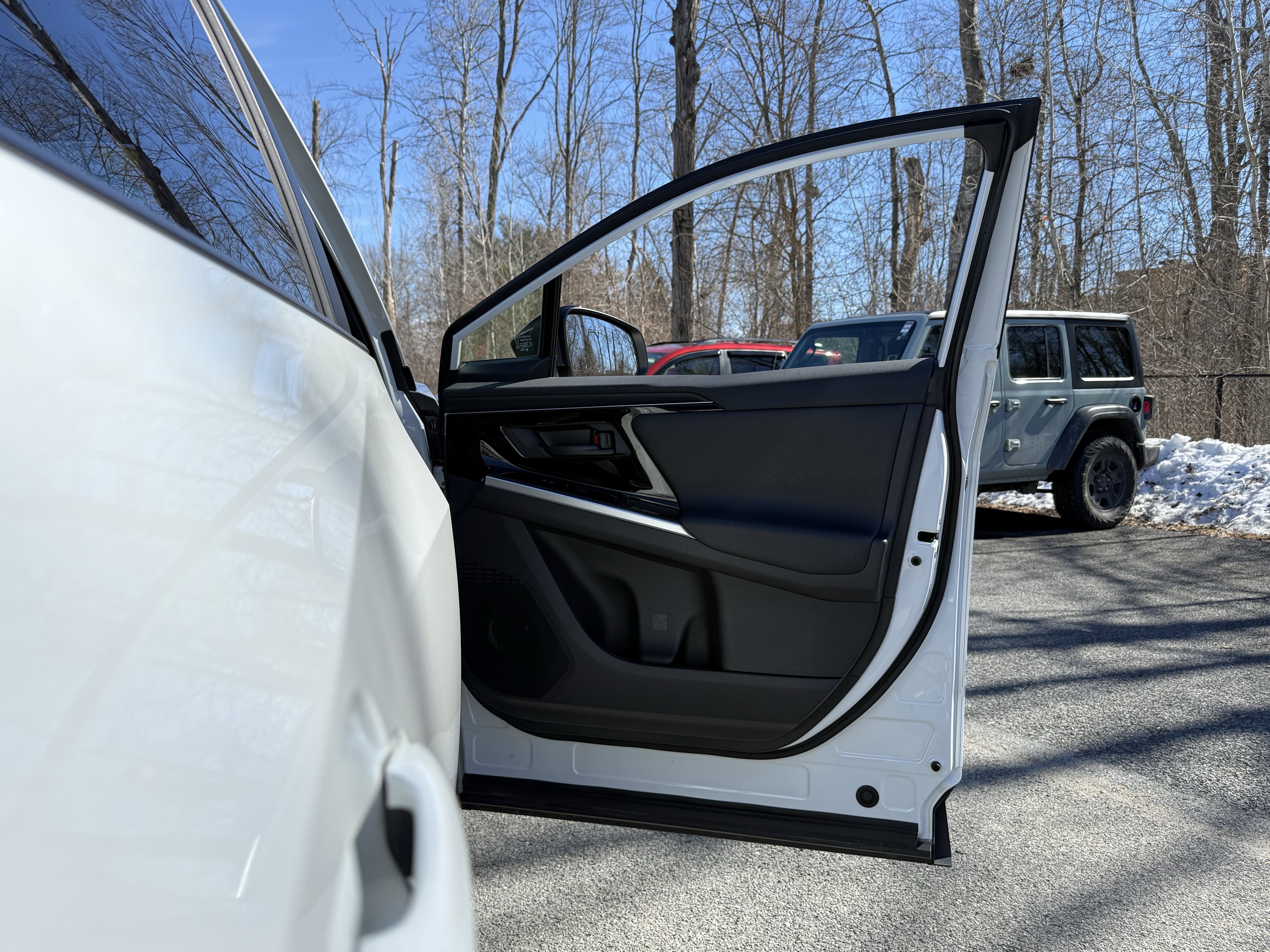 2024 Toyota bZ4X XLE