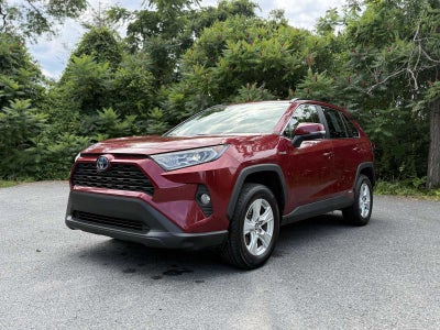 2020 Toyota RAV4 Hybrid XLE