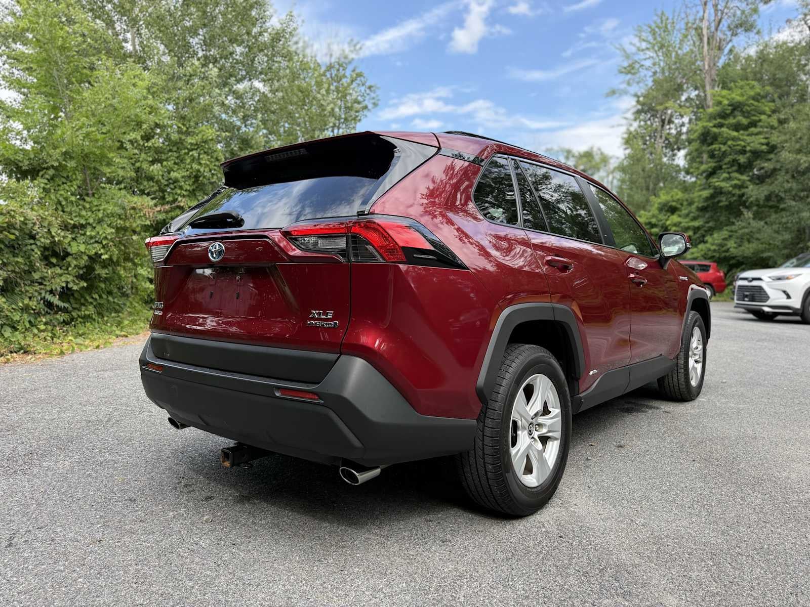 2020 Toyota RAV4 Hybrid XLE
