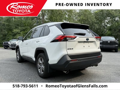 2022 Toyota RAV4 Hybrid XLE