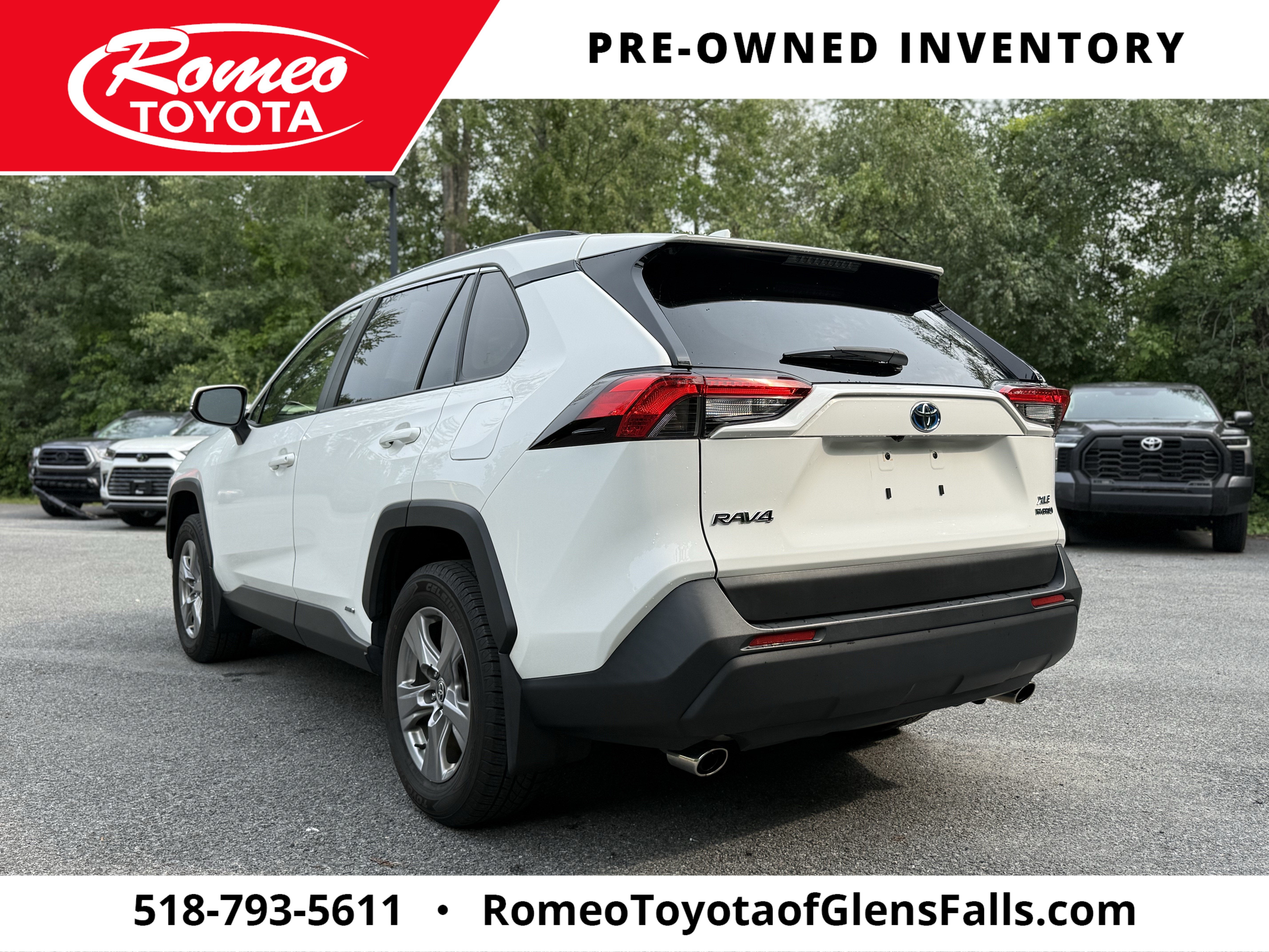 2022 Toyota RAV4 Hybrid XLE