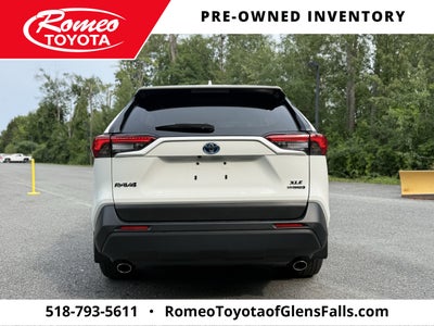 2022 Toyota RAV4 Hybrid XLE