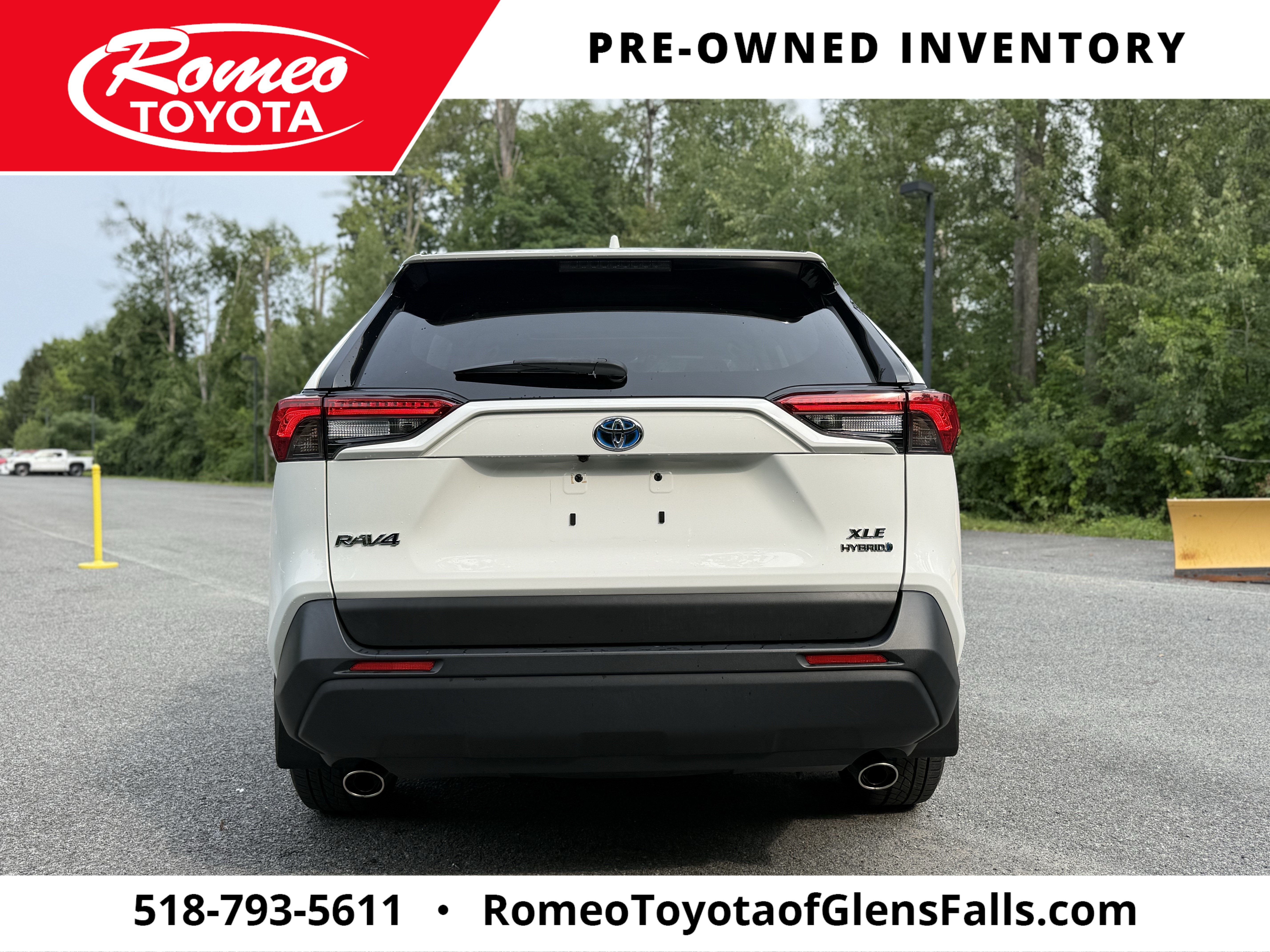 2022 Toyota RAV4 Hybrid XLE