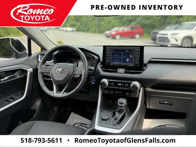 2022 Toyota RAV4 Hybrid XLE