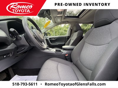 2022 Toyota RAV4 Hybrid XLE