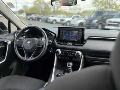 2020 Toyota RAV4 Hybrid XLE
