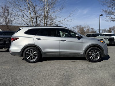 2017 Hyundai Santa Fe SE