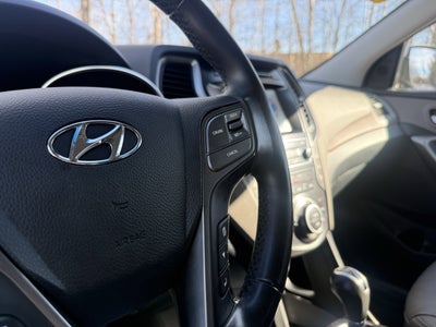 2017 Hyundai Santa Fe SE