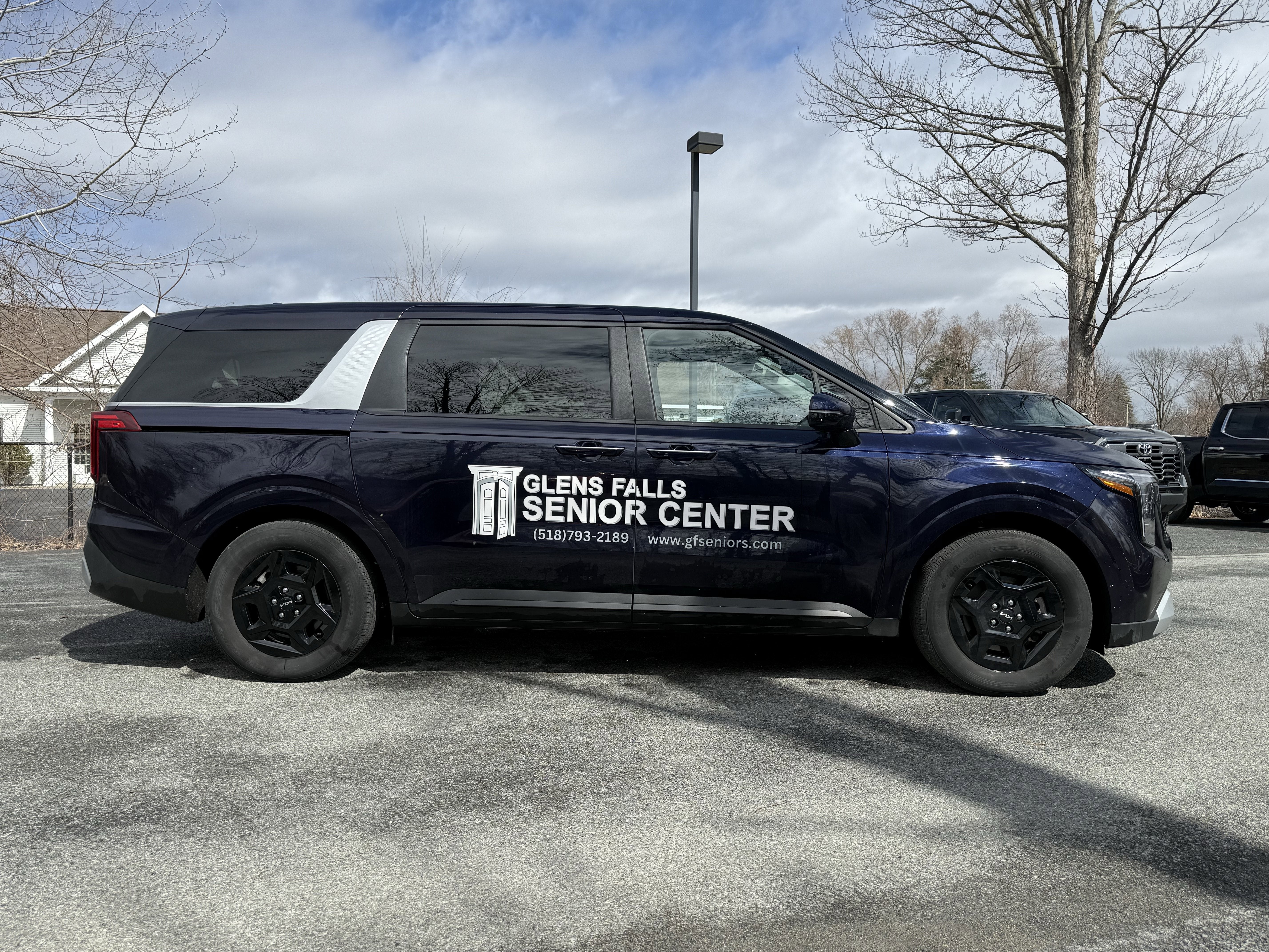 2025 Kia Carnival LX