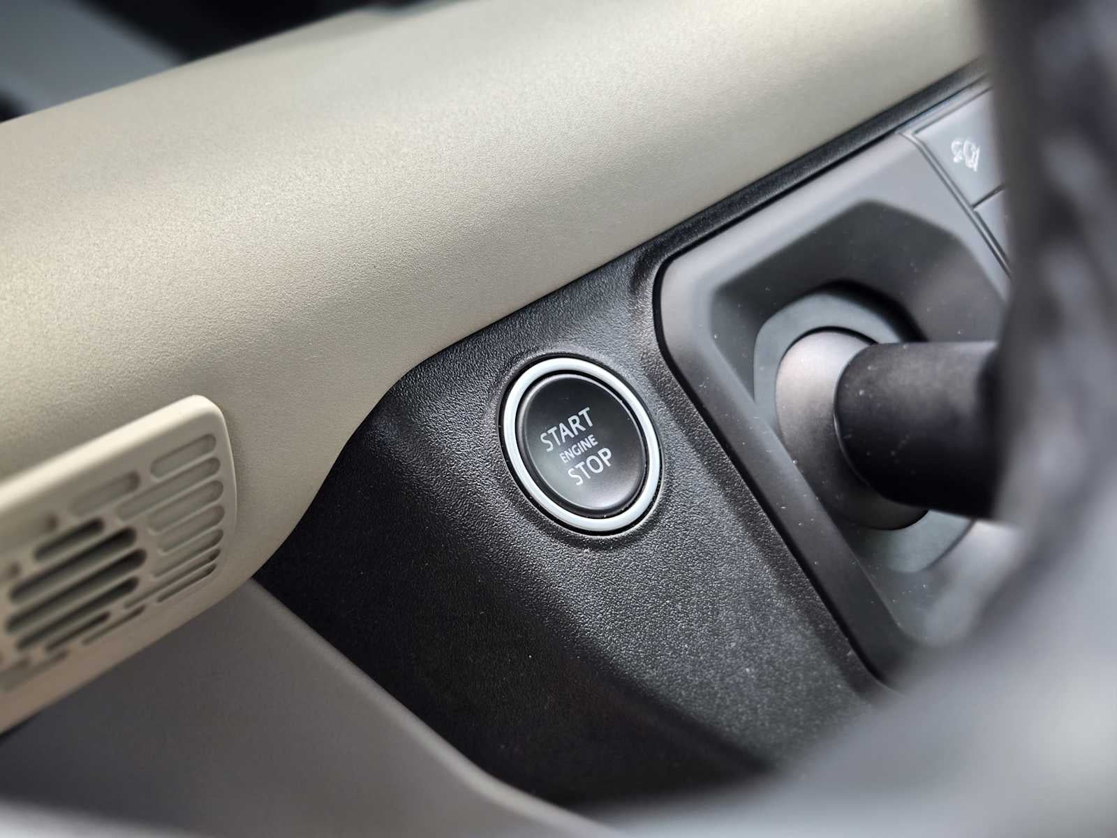 2021 Land Rover Defender S