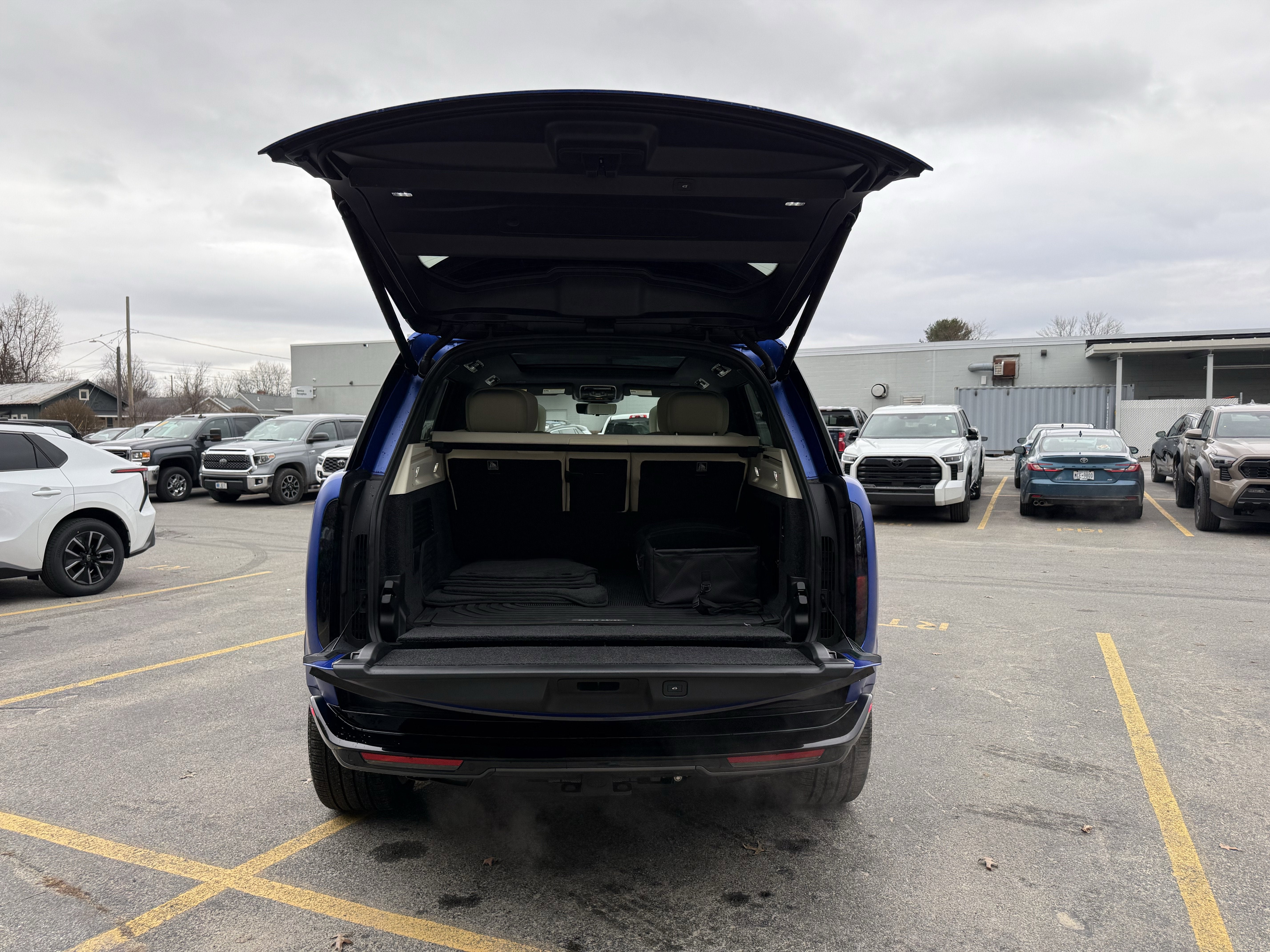 2025 Land Rover Range Rover Autobiography