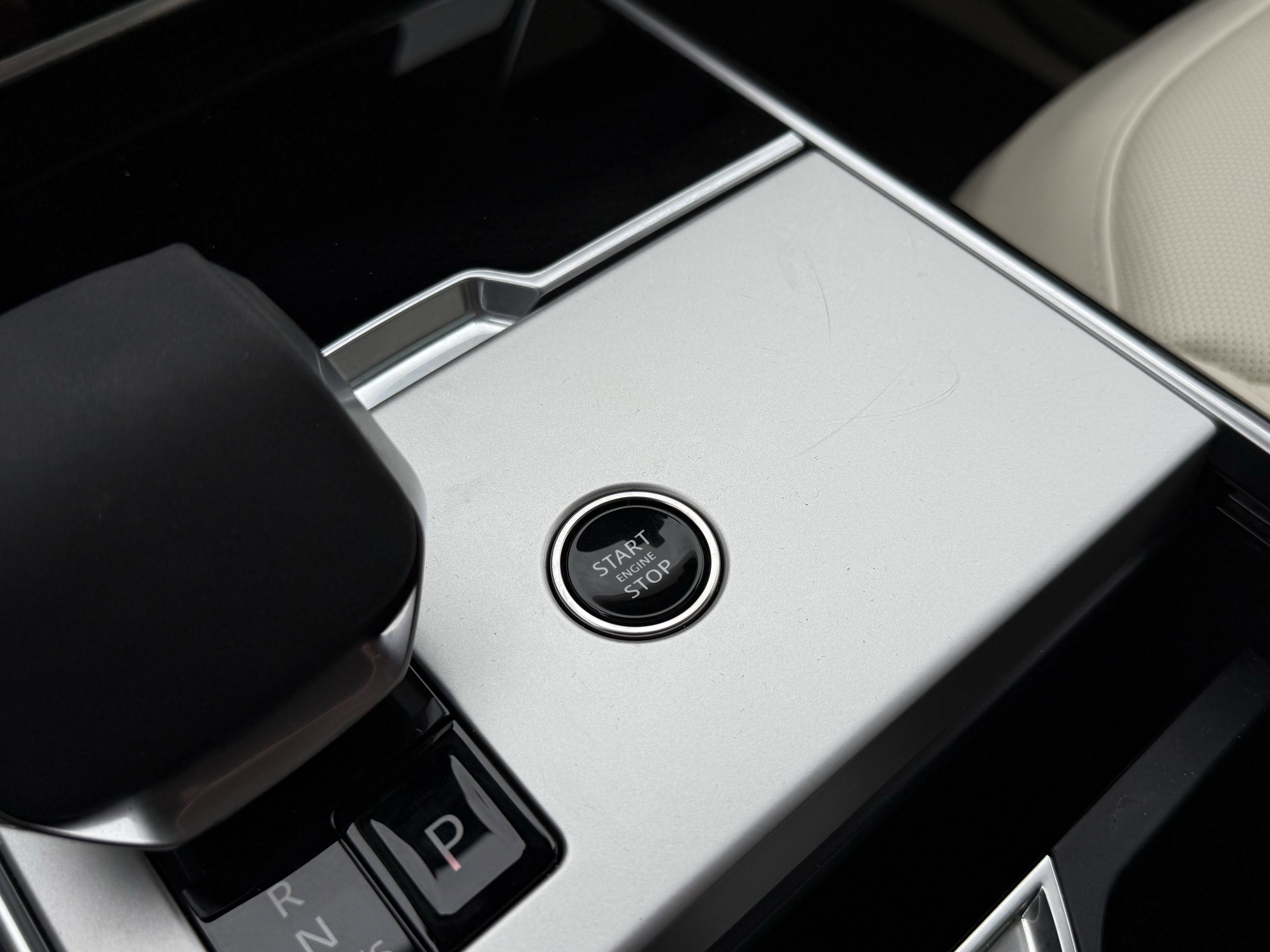 2025 Land Rover Range Rover Autobiography