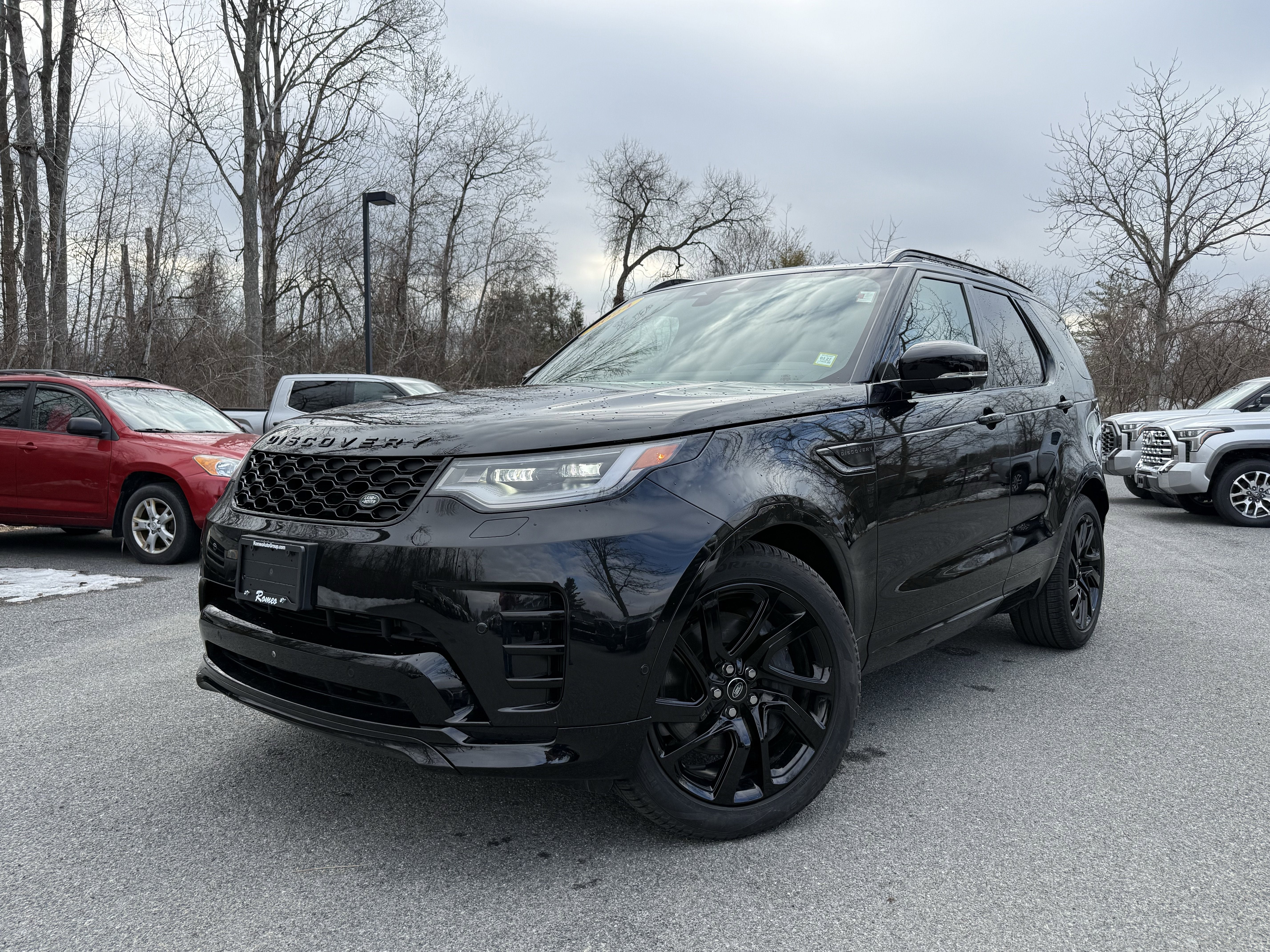 2024 Land Rover Discovery Dynamic SE