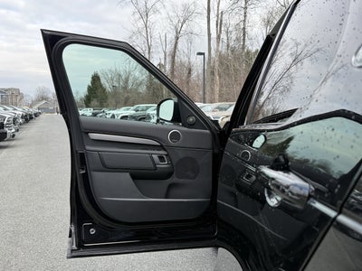 2024 Land Rover Discovery Dynamic SE