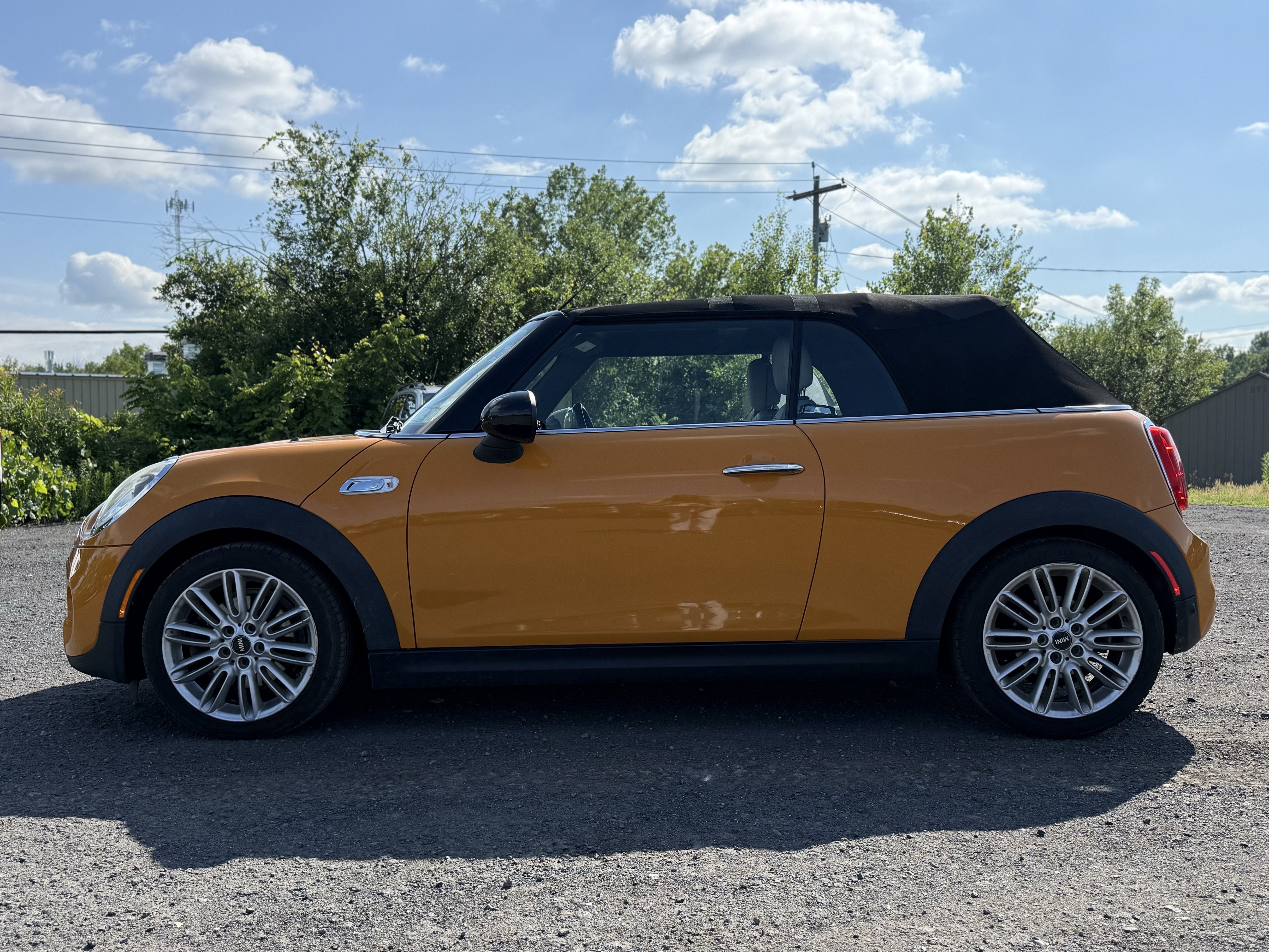 2016 MINI Cooper S Base