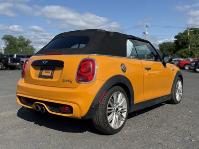 2016 MINI Cooper S Base