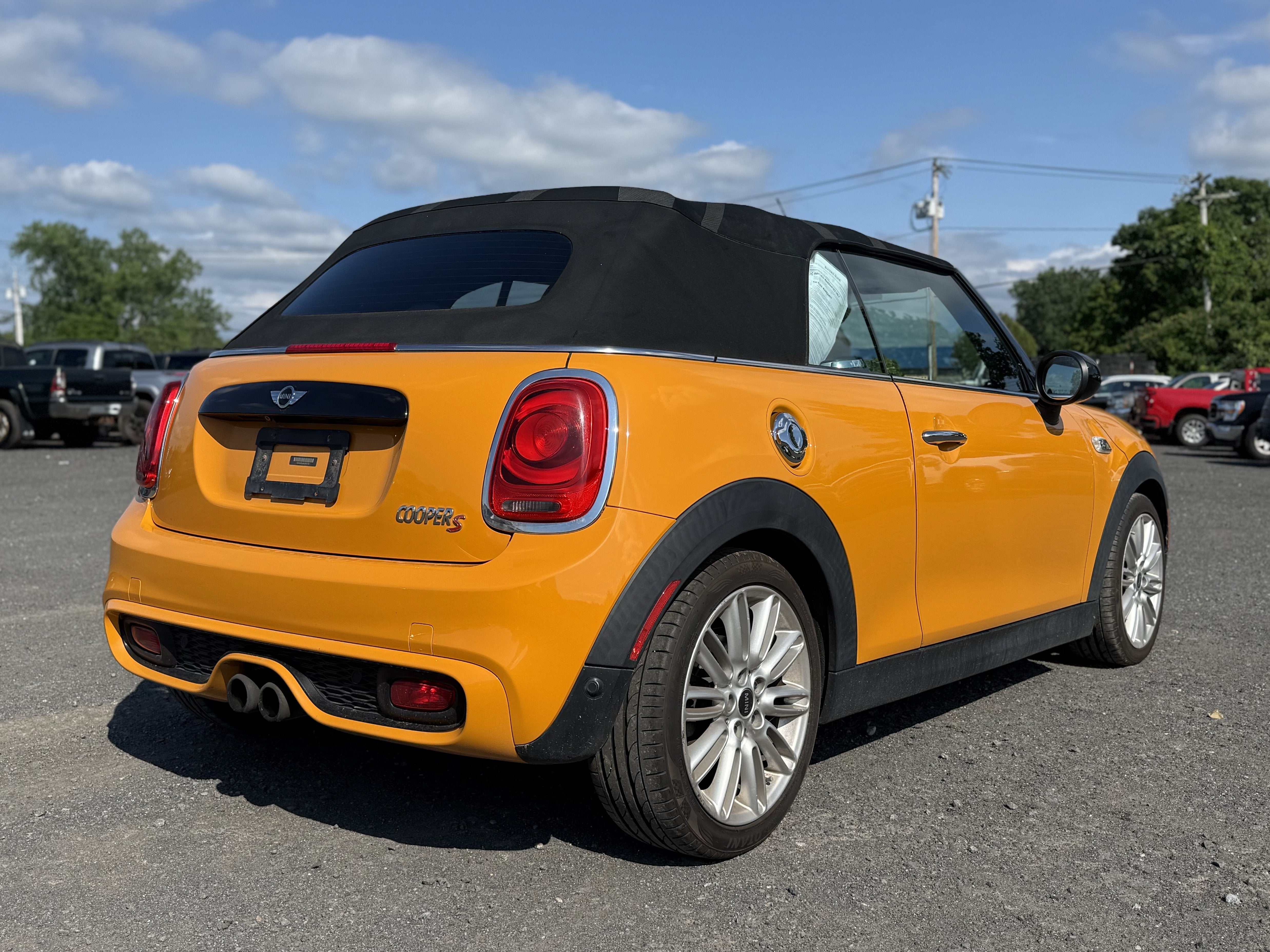 2016 MINI Cooper S Base