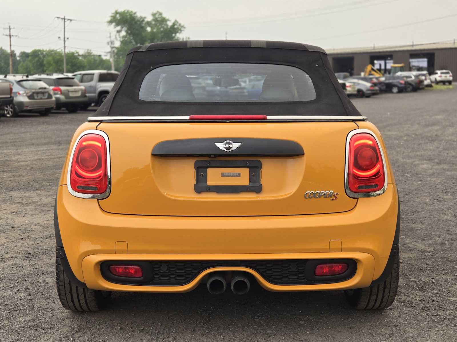 2016 MINI Cooper S Base