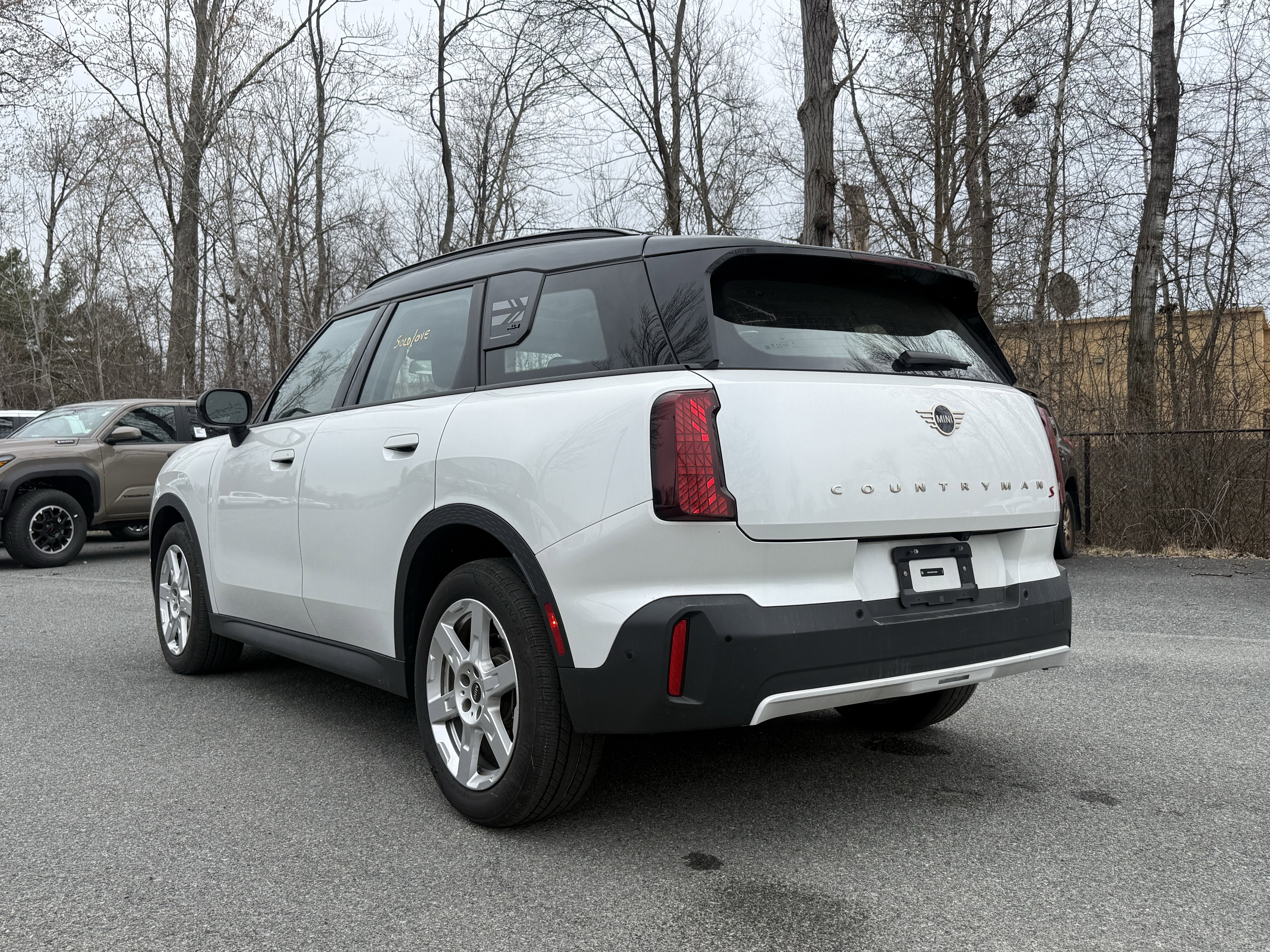 2025 MINI Cooper S Countryman Signature Plus