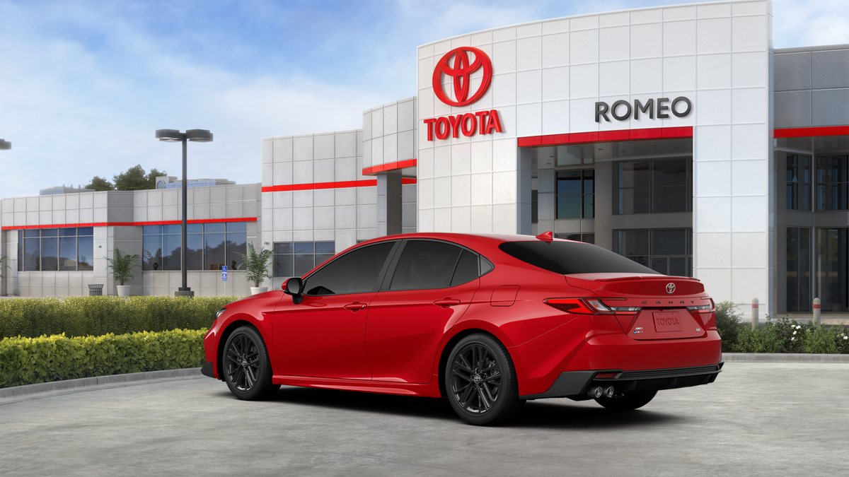 2026 Toyota Camry SE AWD