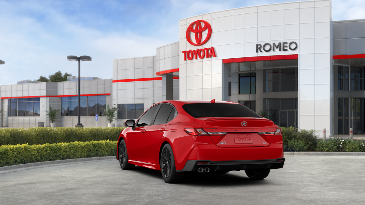 2026 Toyota Camry SE AWD