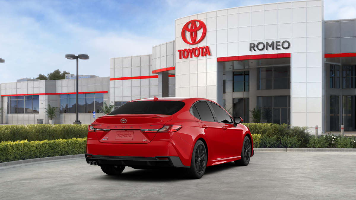 2026 Toyota Camry SE AWD