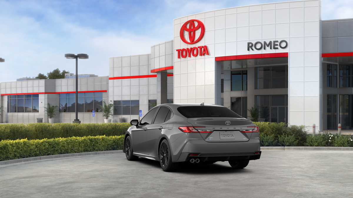 2027 Toyota Camry SE AWD