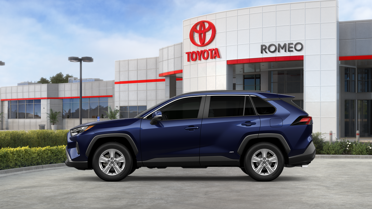 2025 Toyota RAV4 Hybrid XLE