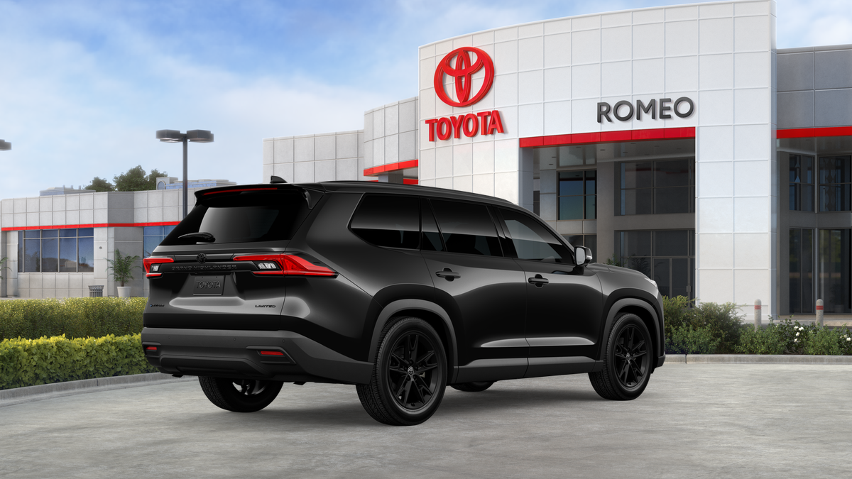 2026 Toyota Grand Highlander Hybrid Nightshade