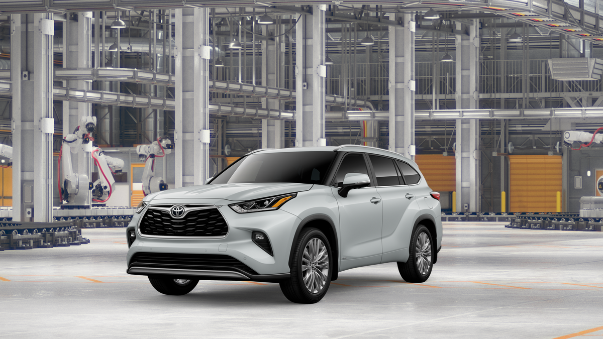 2026 Toyota Highlander Hybrid Platinum