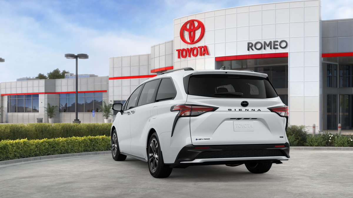 2026 Toyota Sienna XSE