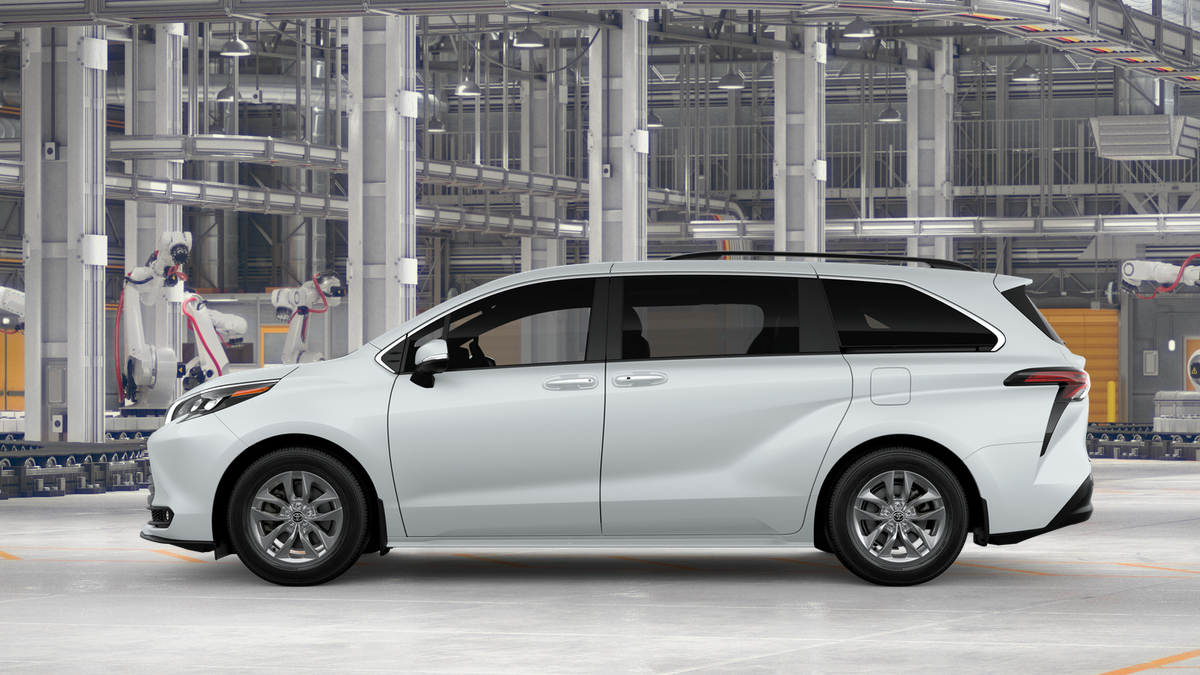 2026 Toyota Sienna XLE