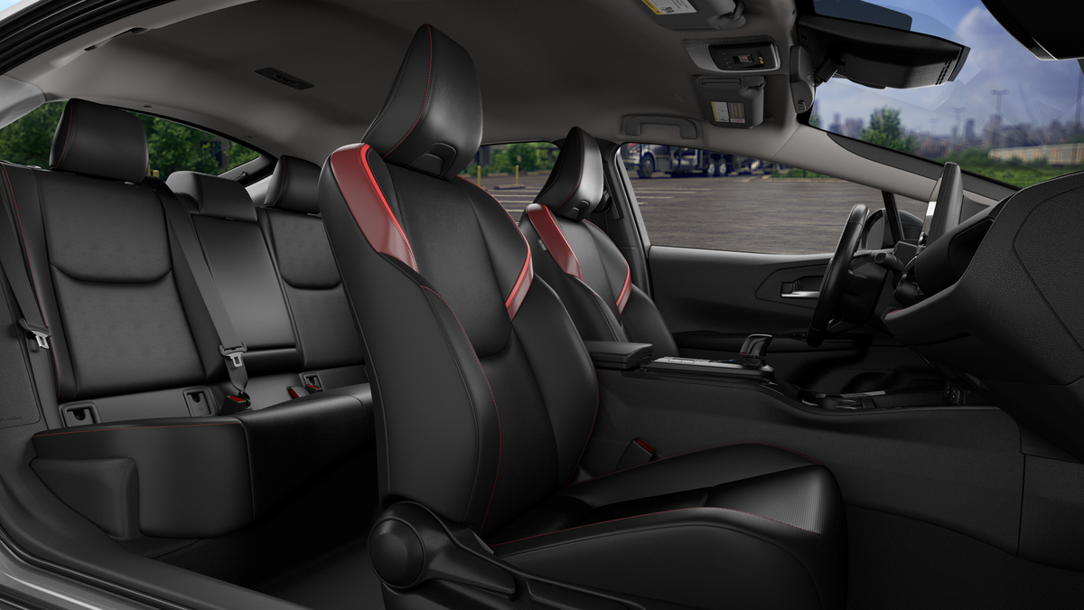 2027 Toyota Prius Plug-in Hybrid XSE
