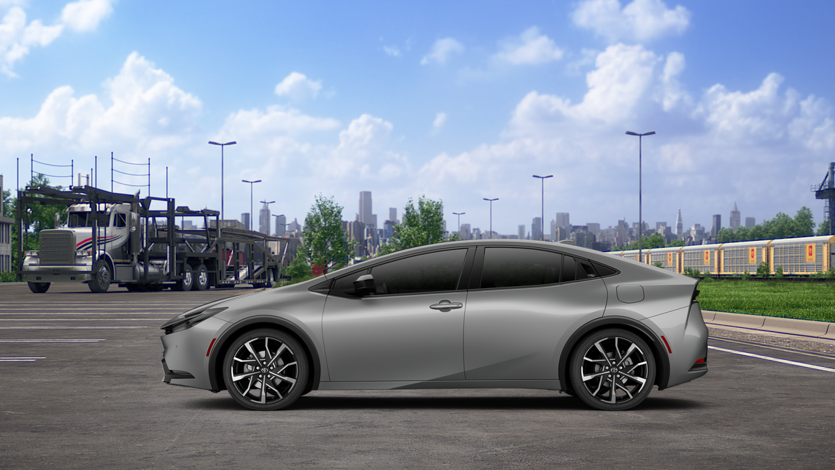 2027 Toyota Prius Plug-in Hybrid XSE