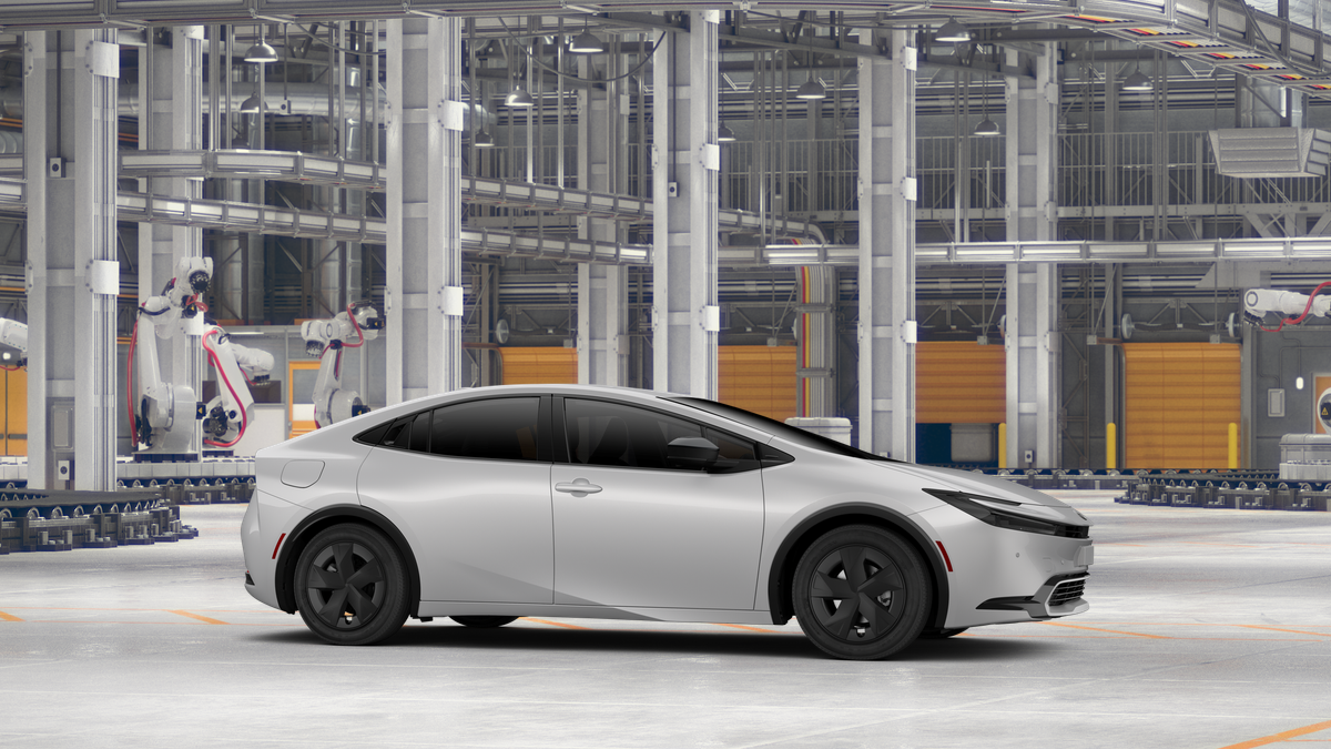 2027 Toyota Prius Plug-in Hybrid SE