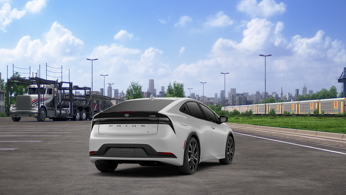 2027 Toyota Prius Plug-in Hybrid XSE