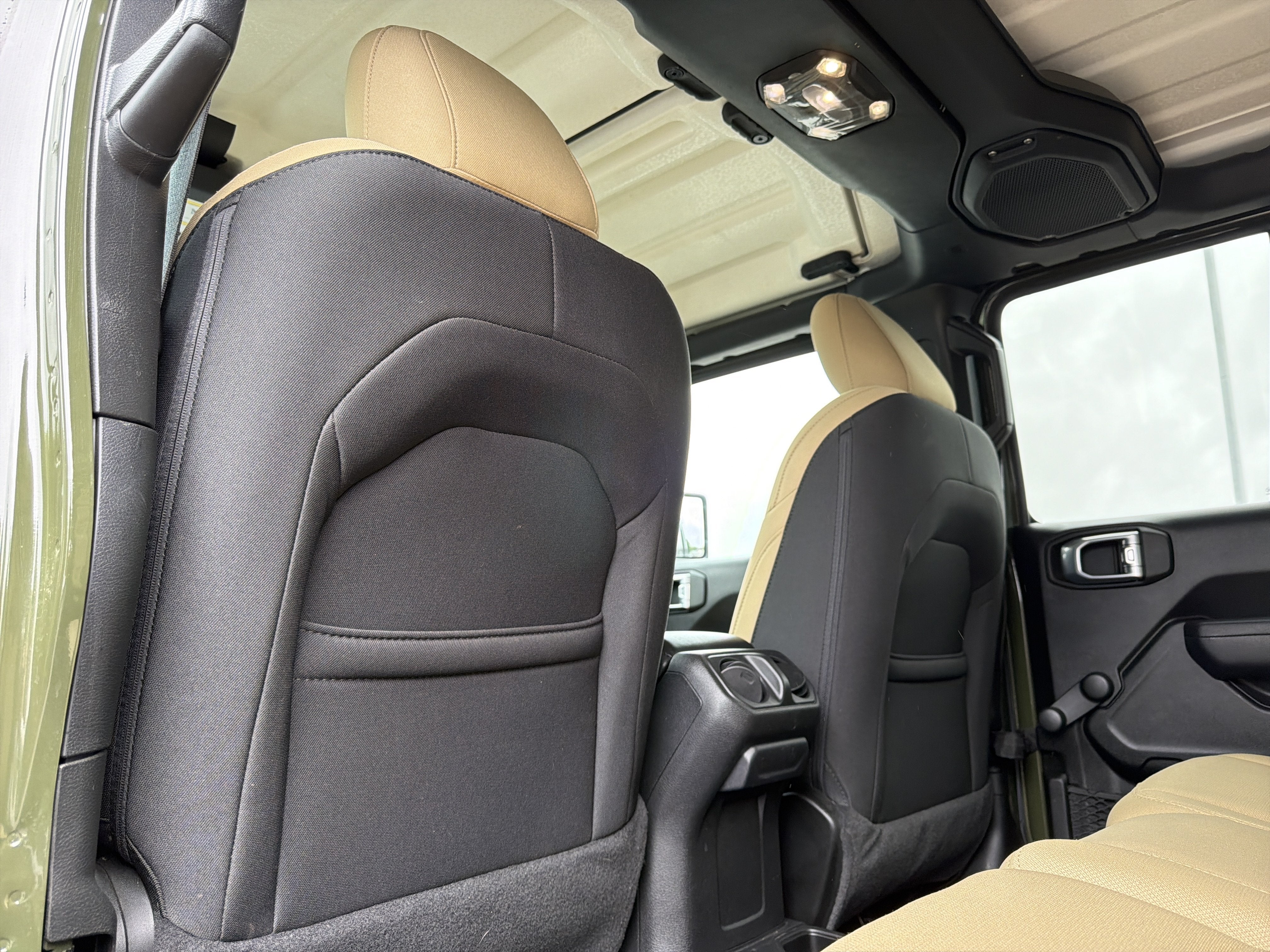 2022 Jeep Wrangler Unlimited Willys