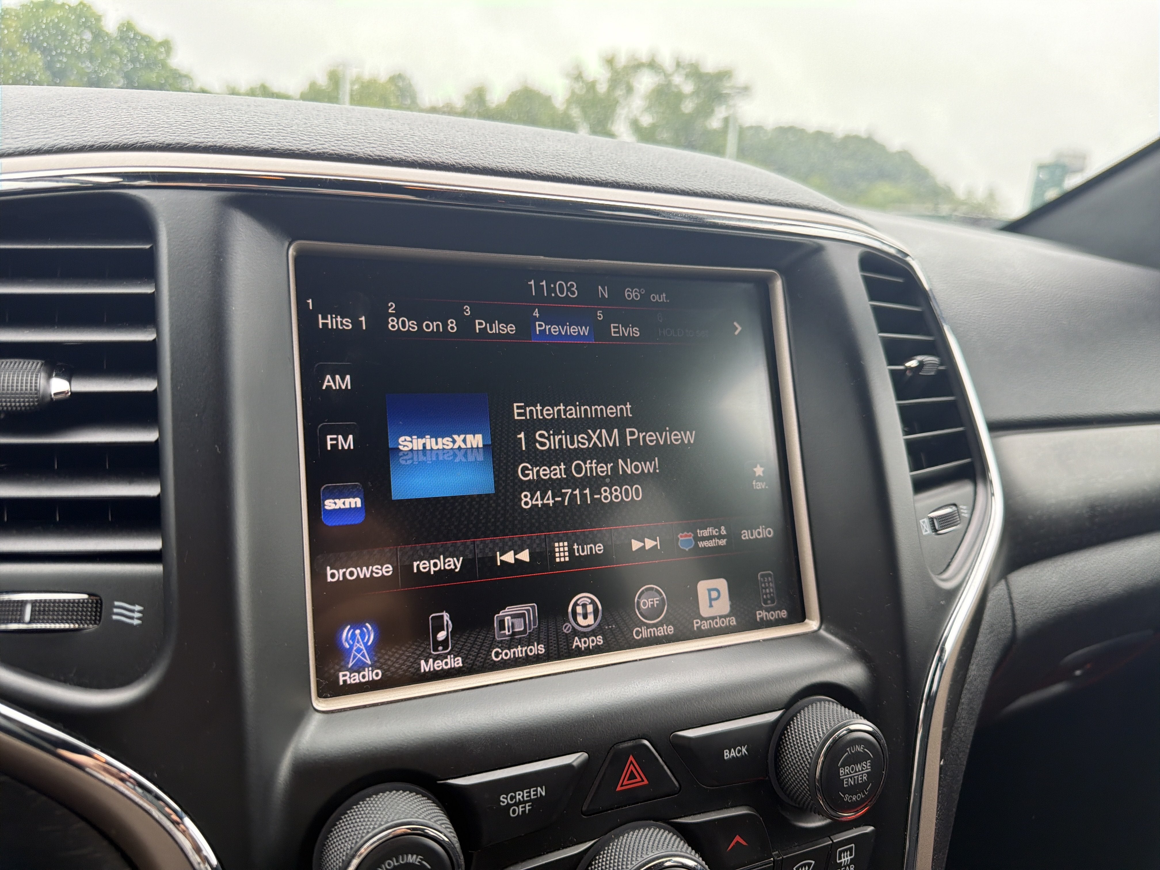 2017 Jeep Grand Cherokee Laredo
