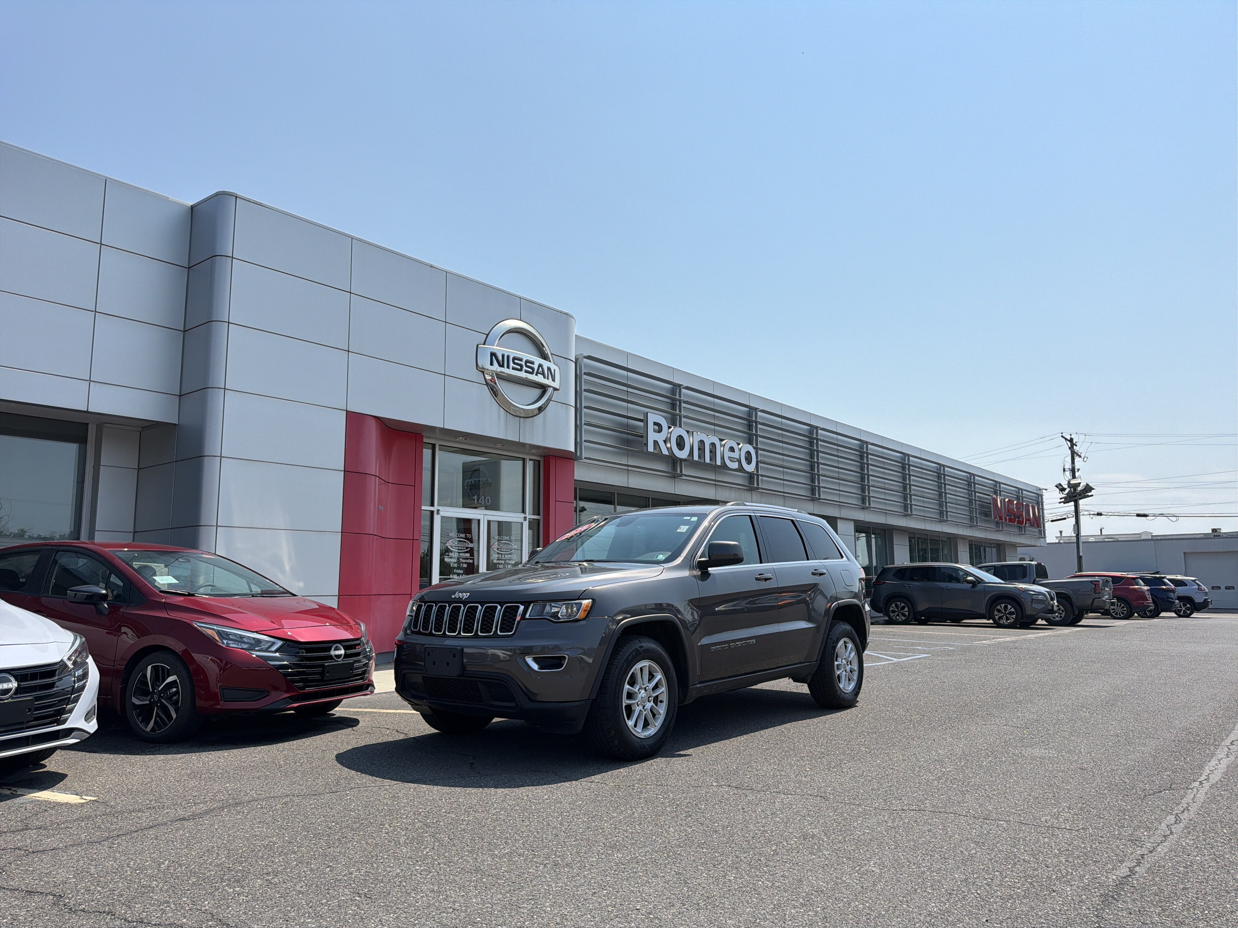 2020 Jeep Grand Cherokee Laredo E