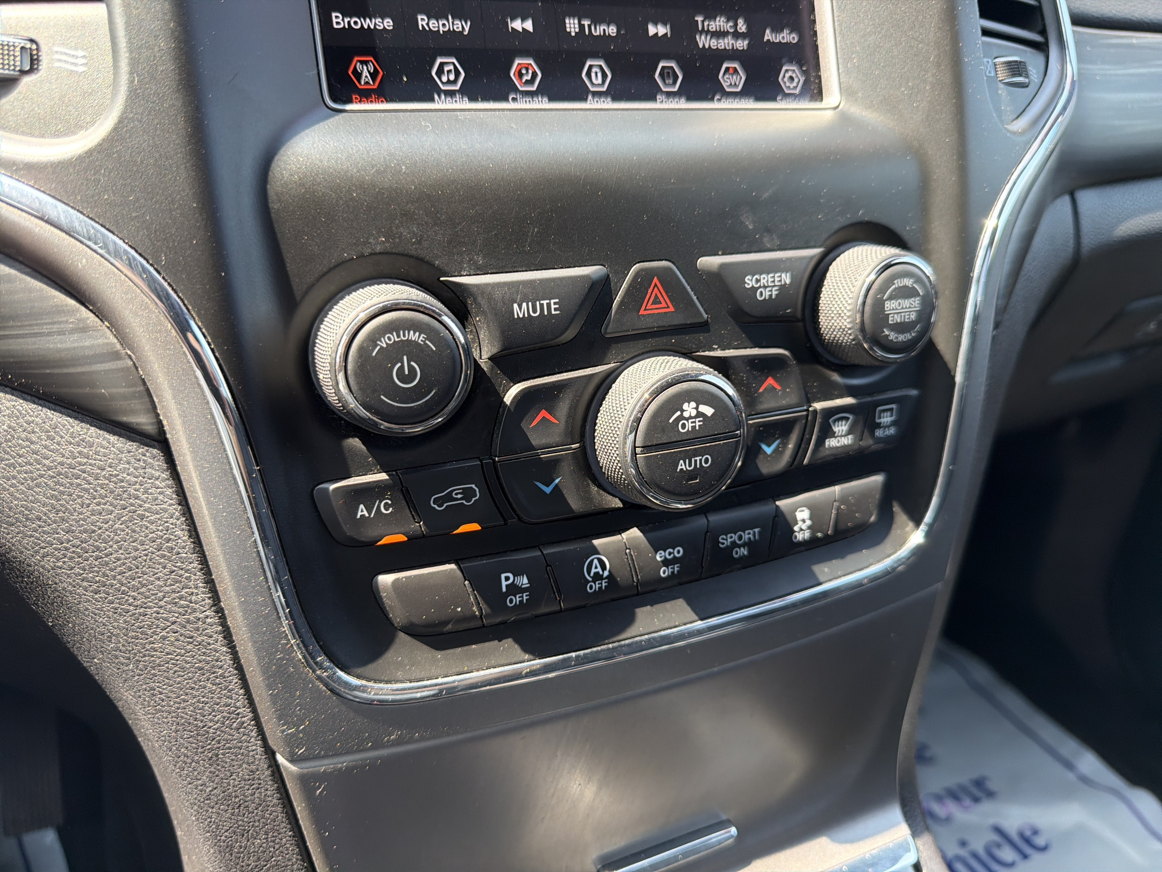 2020 Jeep Grand Cherokee Laredo E