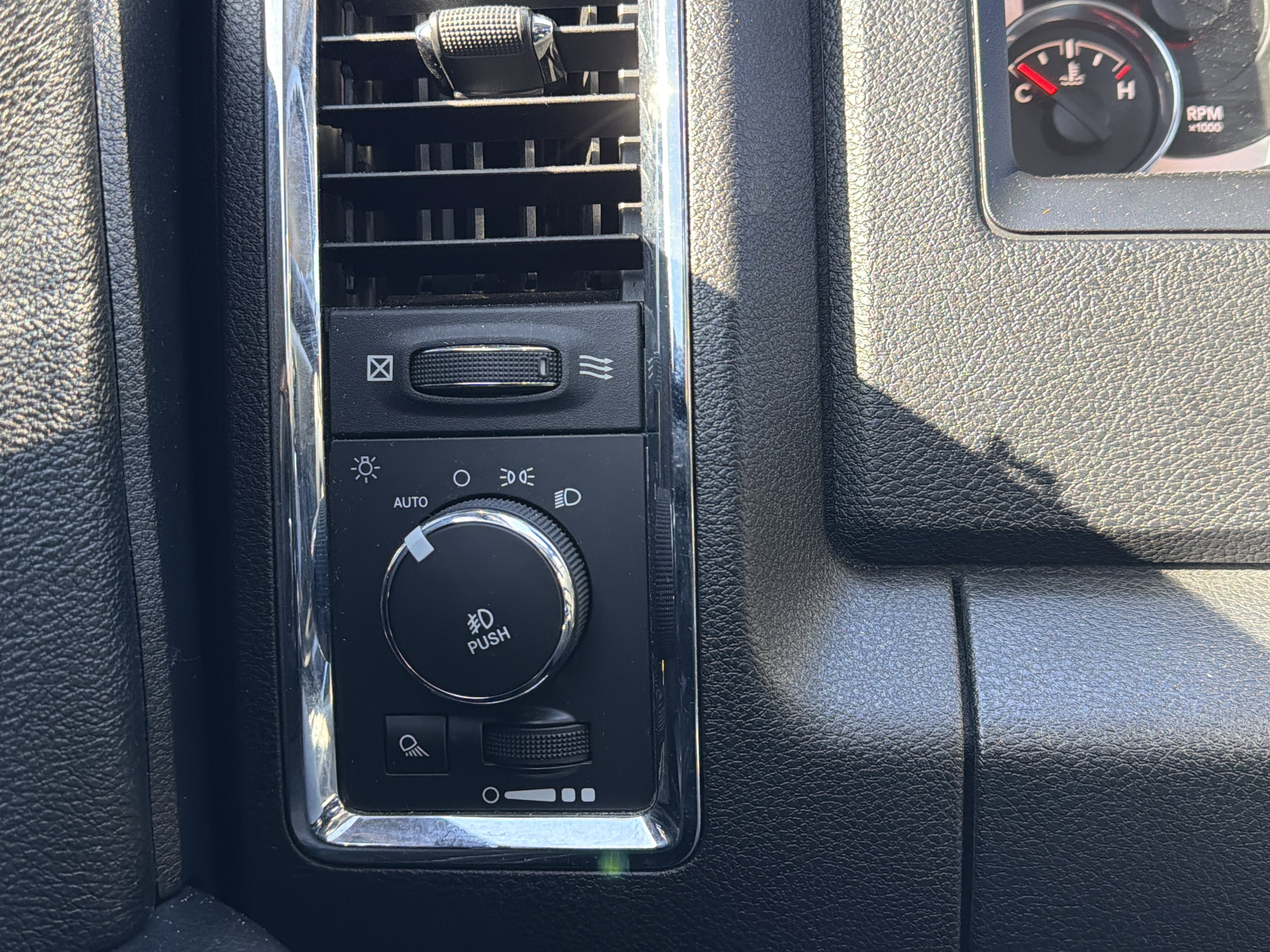 2016 RAM 1500 Laramie