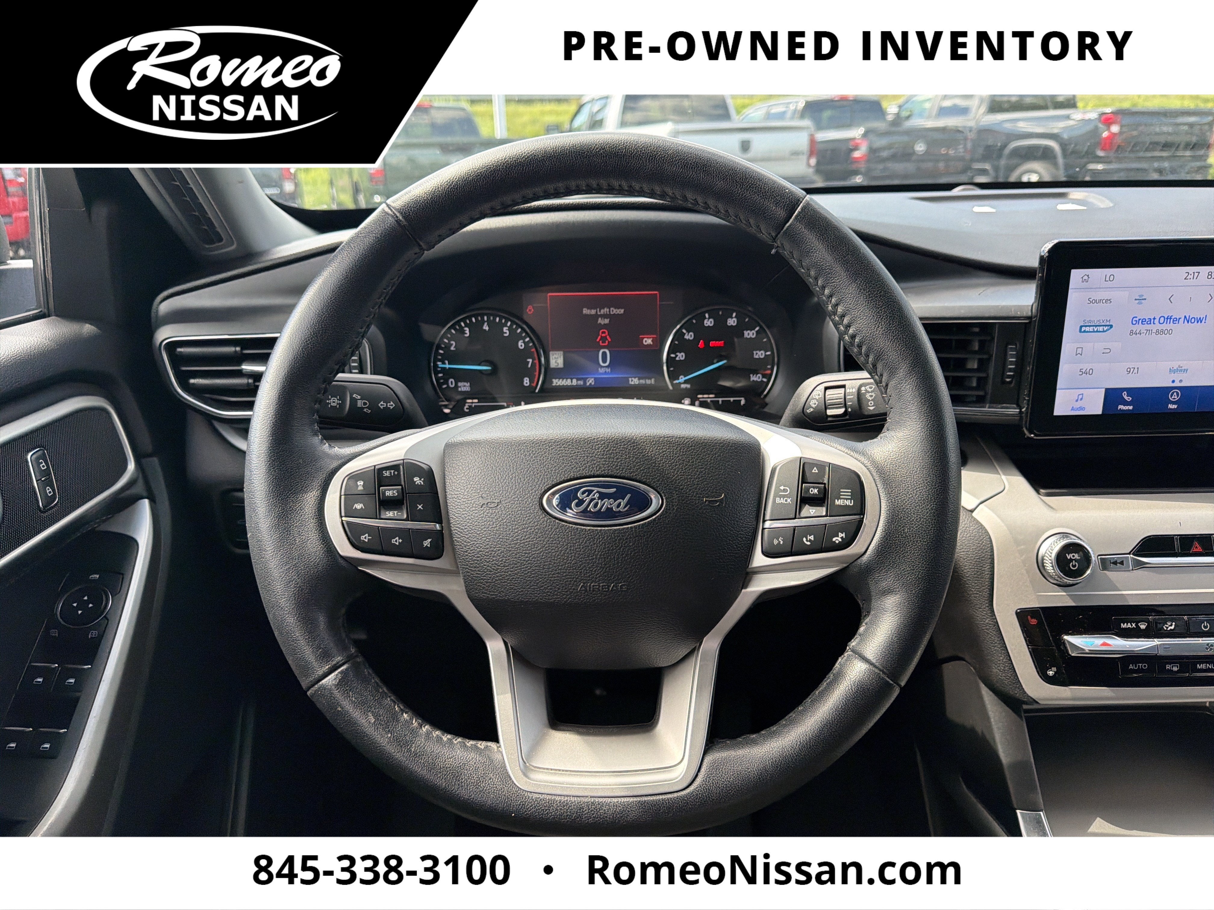 2023 Ford Explorer XLT