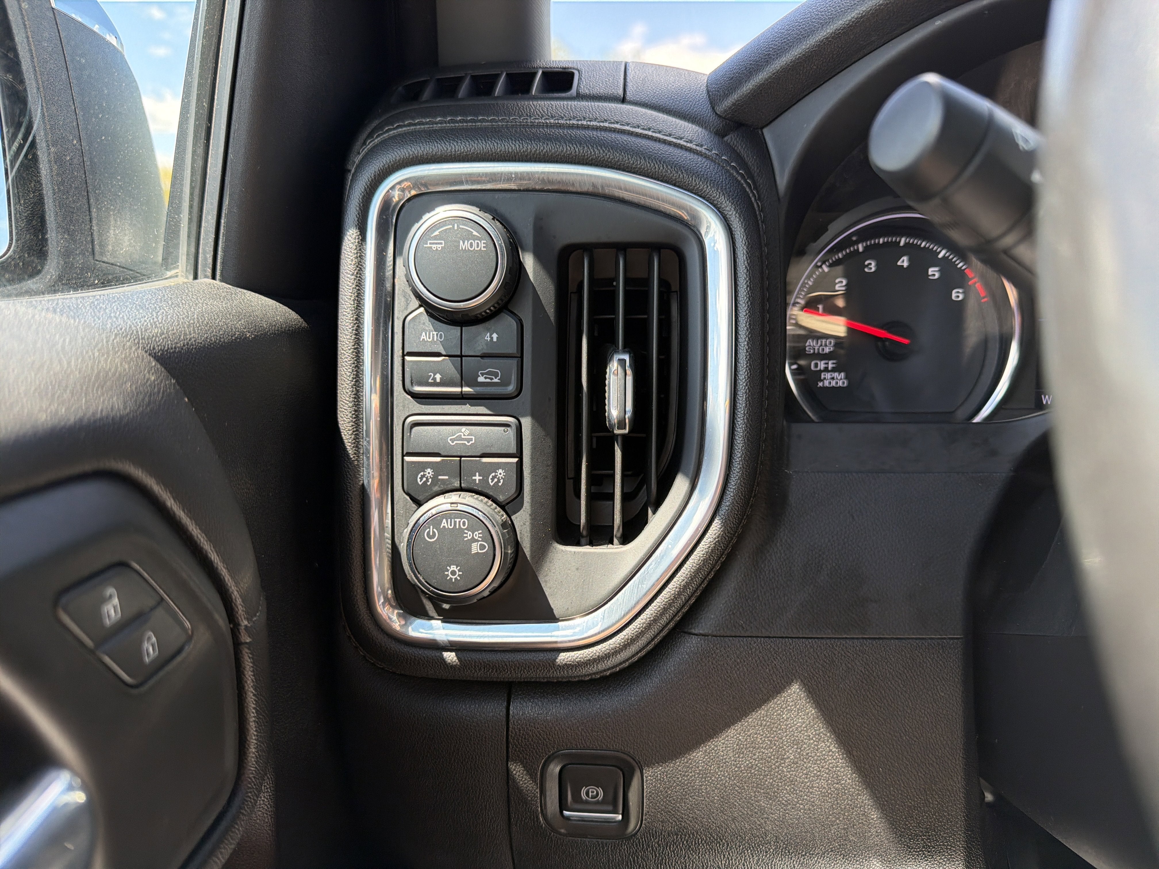 2021 Chevrolet Silverado 1500 LT LT1