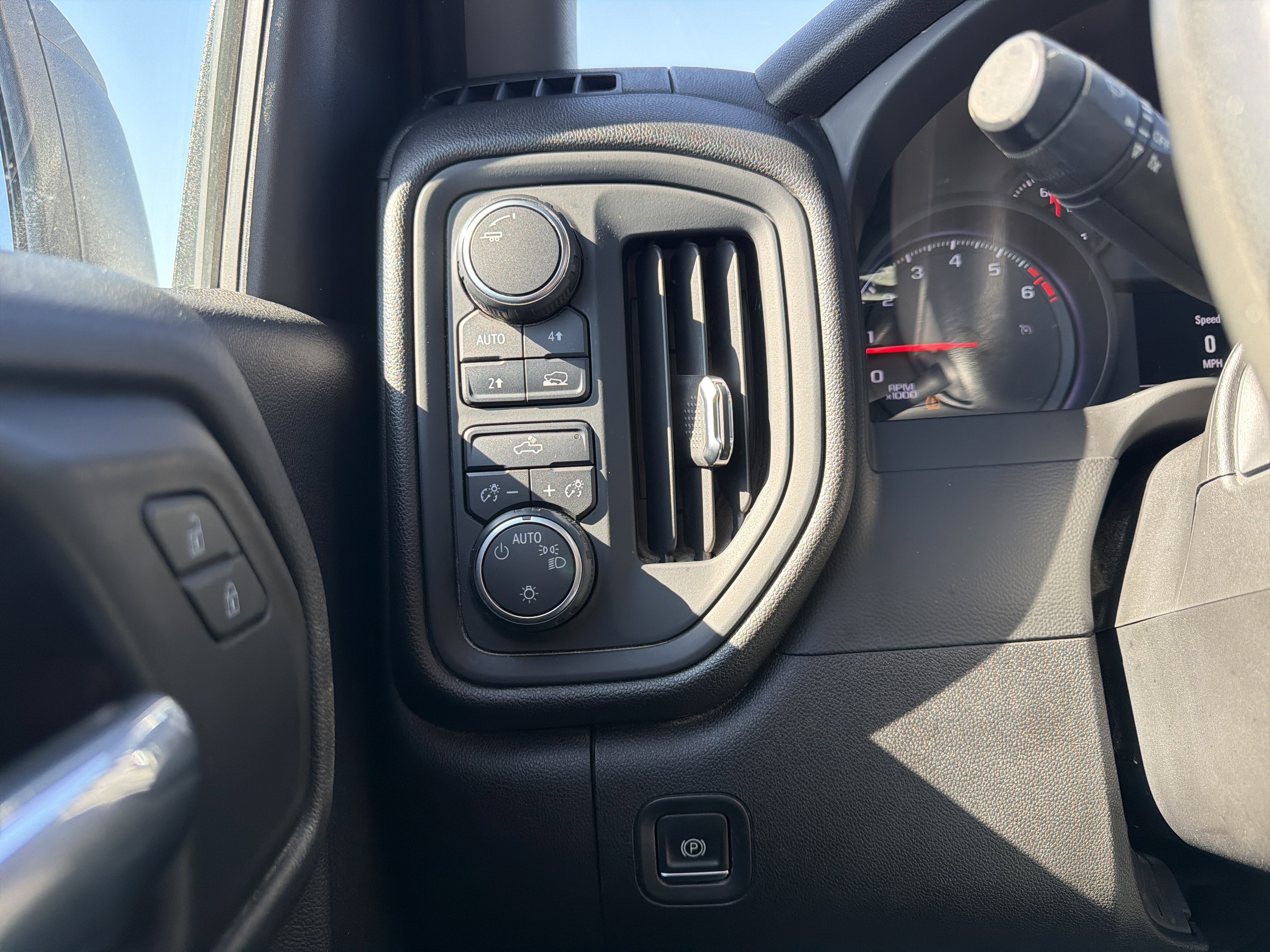 2019 Chevrolet Silverado 1500 Custom