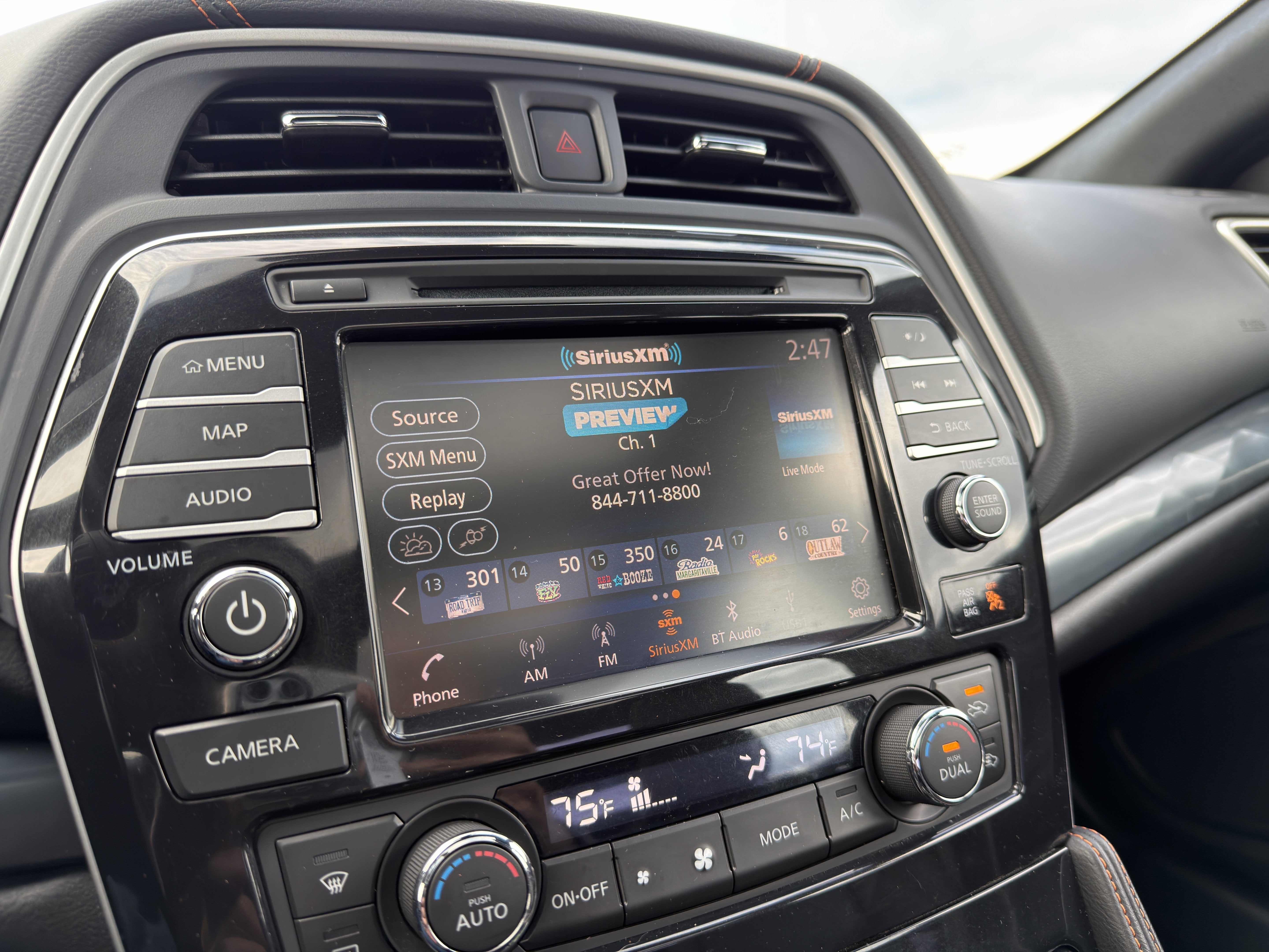 2019 Nissan Maxima SR