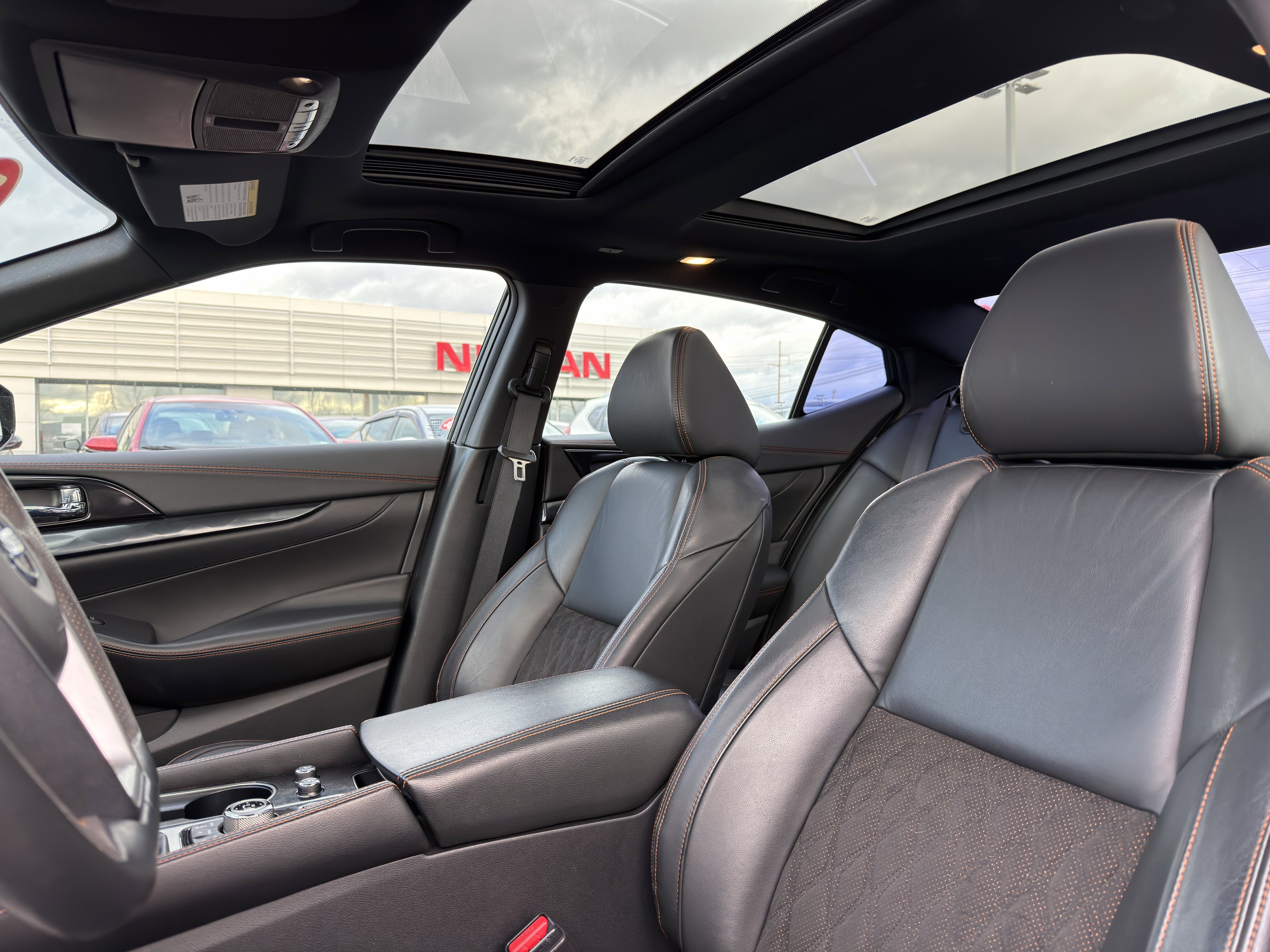 2019 Nissan Maxima SR