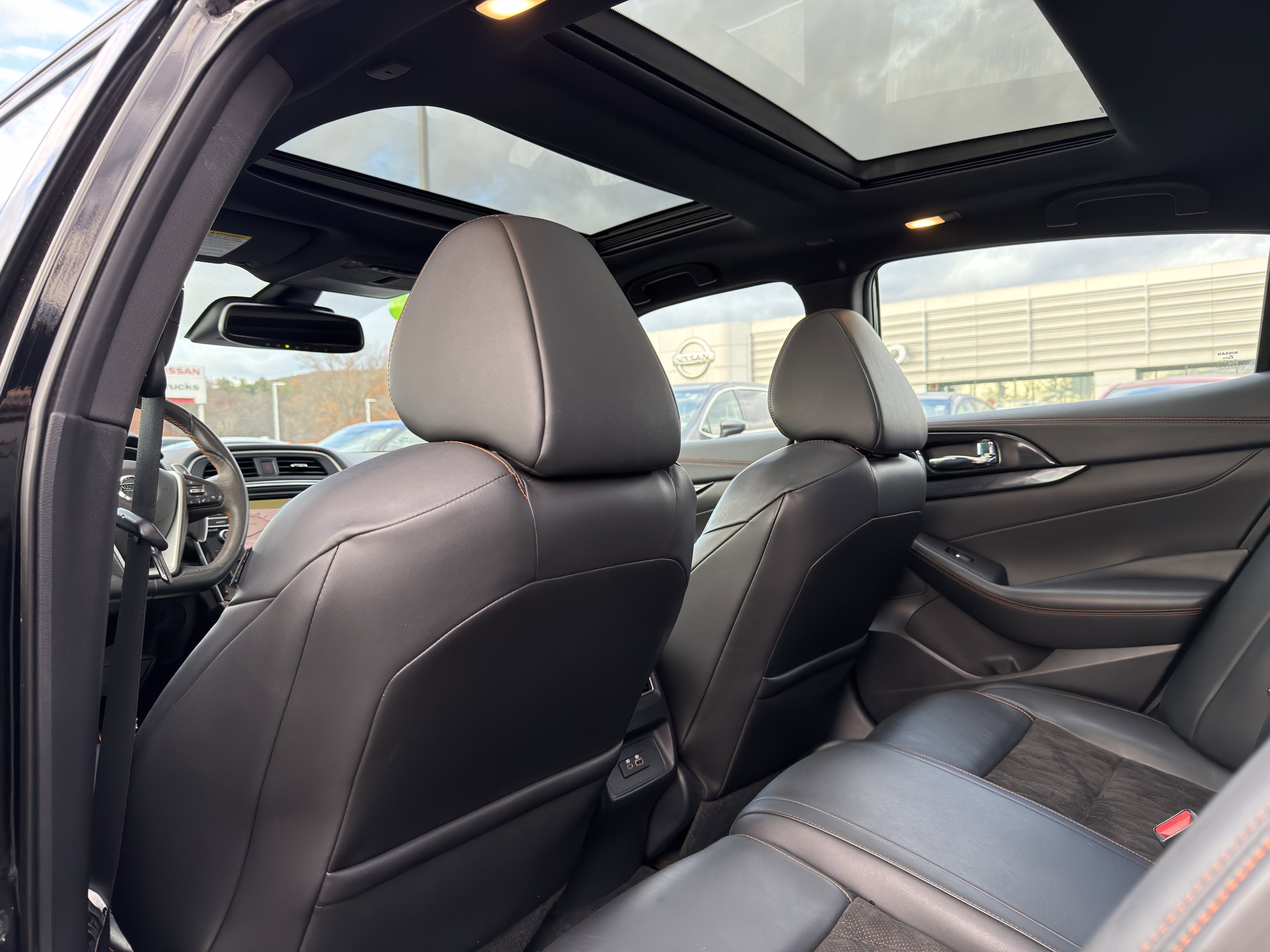 2019 Nissan Maxima SR