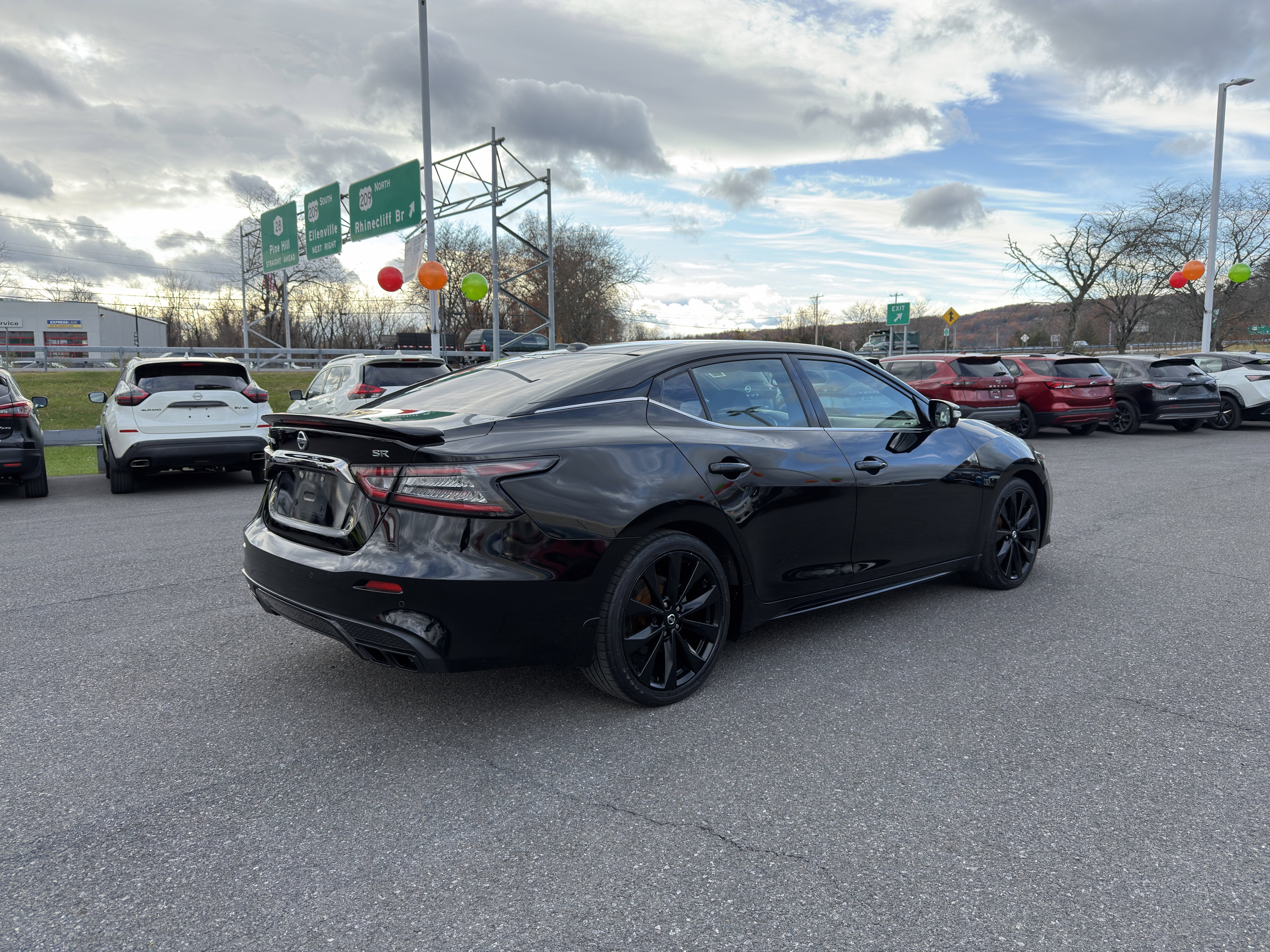 2019 Nissan Maxima SR