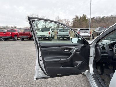 2016 Nissan Altima 2.5 SR